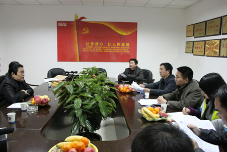 “科學發(fā)展萬里行”采訪團走進興安地產(chǎn)