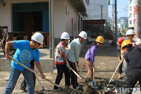 興安地產(chǎn)集團(tuán)積極投入抗洪搶險(xiǎn)工作